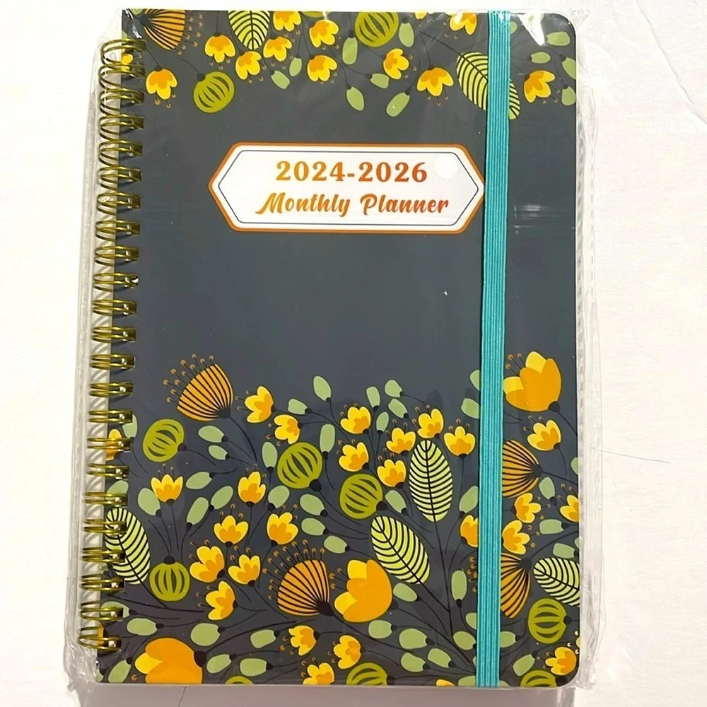 2024-2026 Monthly Planner - Floral Design